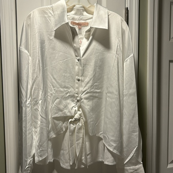 ⭐️⭐️Anthropologie Hutch Silky Tie-Front Blouse NWT - Picture 5 of 8